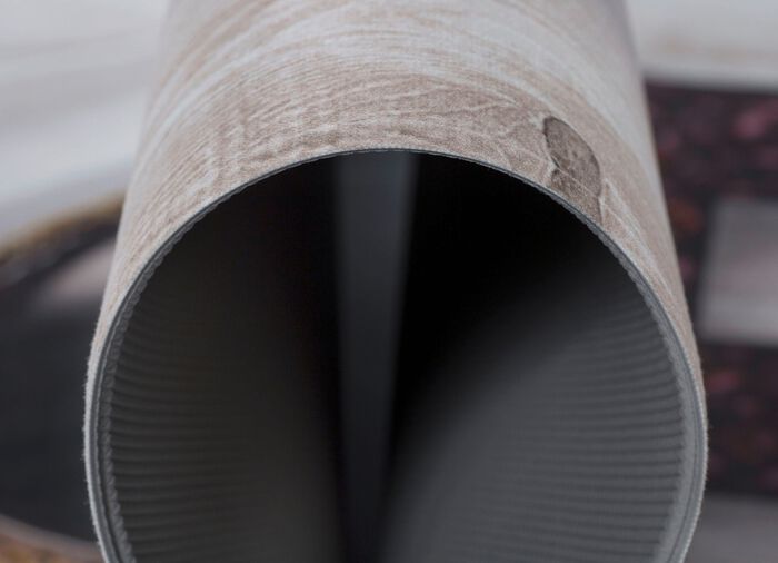 Onderhoudsvriendelijke en slijtvaste keukenloper CR&Egrave;ME-BRUIN