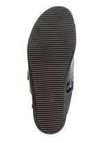 ELENA EDEN sandaal gemaakt van nappaleer en lakleer met krokodillenreli&euml;f ZWART