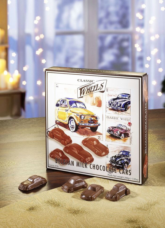 Chocoladeauto's gemaakt van Belgische melkchocolade 