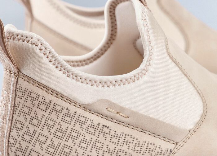 Rieker pantoffels met glinsterende accenten BEIGE-ECRU