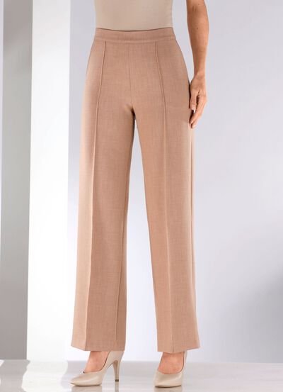 Broek met modieuze wijdte 