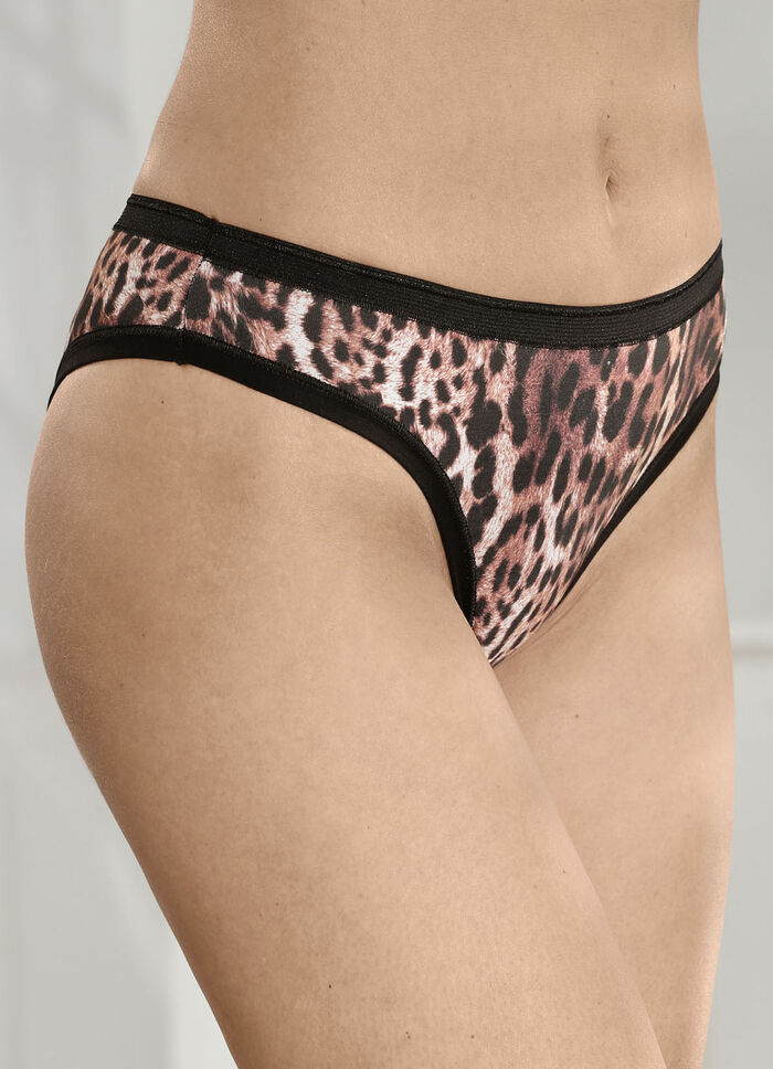 Pak van drie slips met roofdiermotief 