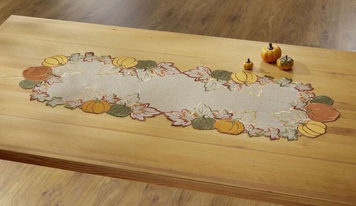 Tafel- en kamerdecoratie met ingewerkt glanzend garen ECRU