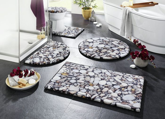 Onderhoudsvriendelijke en duurzame badmattenset met kiezelsteen-motief 