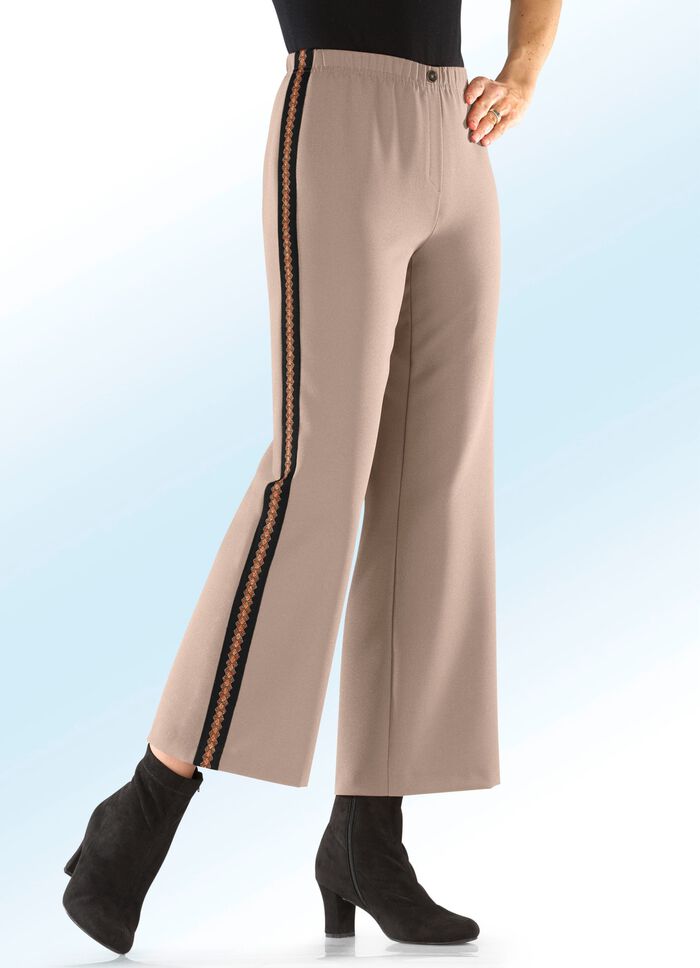 Broek in trendy verkorte lengte 