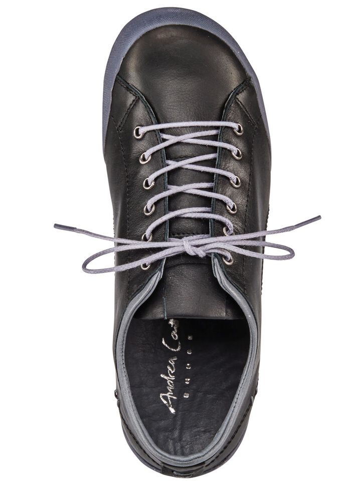 Andrea Conti, klassieke dames veterschoen, met uitneembaar leren voetbed 