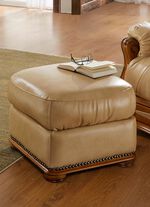 Italiaans gestoffeerd meubilair met echt lederen bekleding CR&Egrave;ME