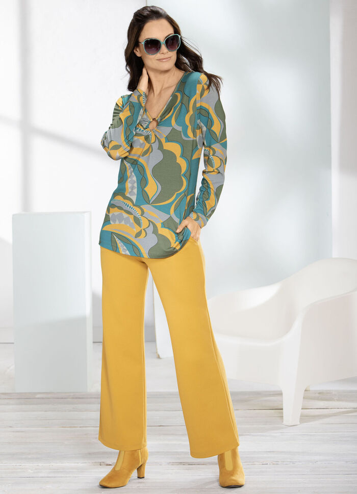 Shirt met V-hals met decoratieve ring 