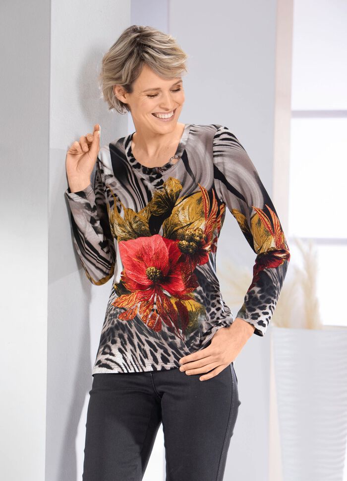 Shirt met decoratieve ring aan de halslijn 