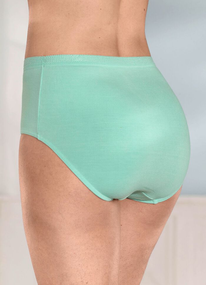 Verpakking van vier slips met decoratieve elastische tailleband 