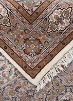 Oosterse bruggen en tapijten 