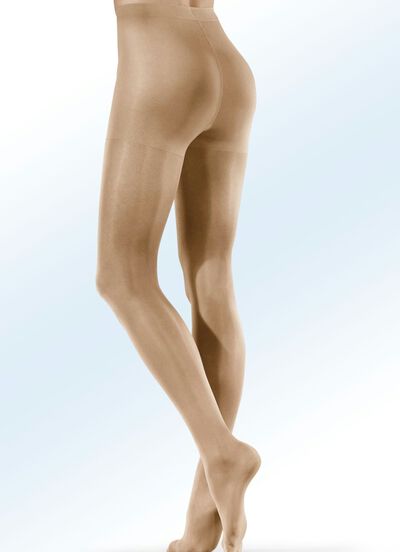 dis&eacute;e vijf stuks steunkousen, 40 deniers 