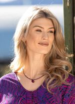 Halsketting met kristallen steen 