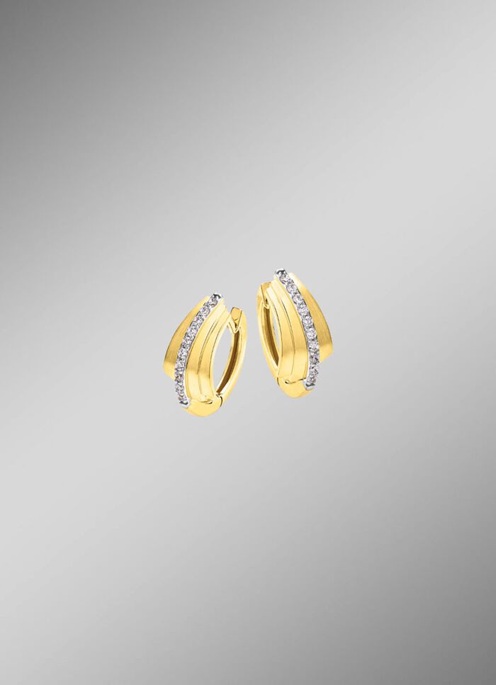 Prachtige creolen met synthetische zirkonia 