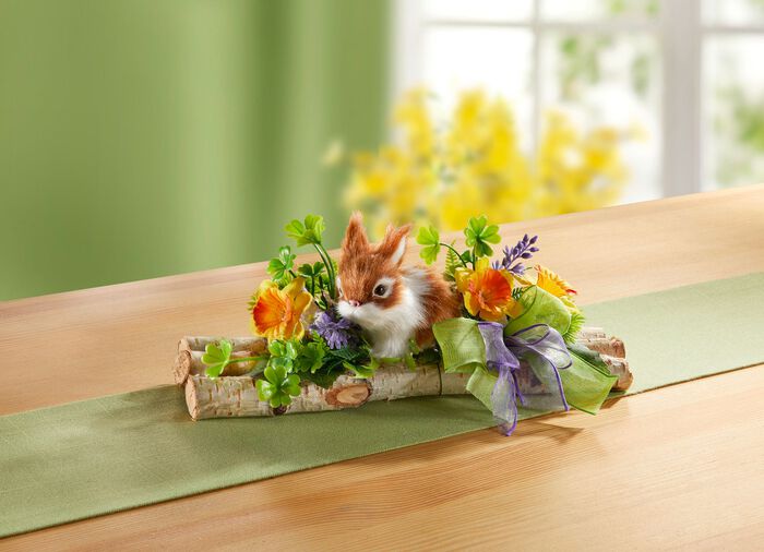 Tafelopstelling met kleine berkenstammen 