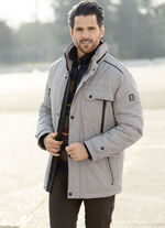 Jas van &ldquo;Gate One&rdquo; 