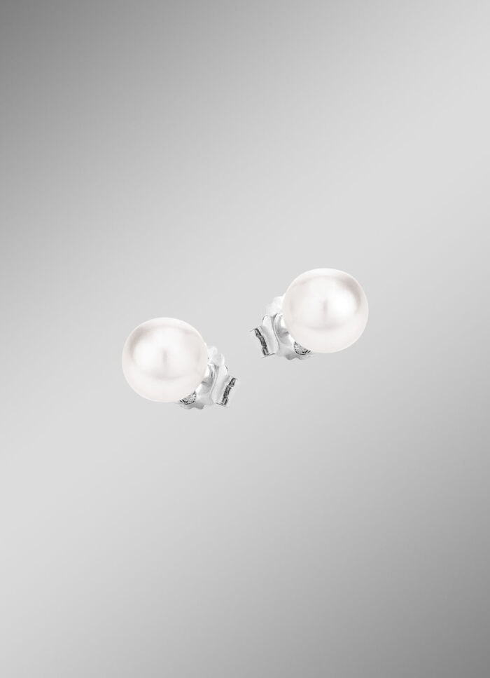 Oorstekers met zoetwaterparels 