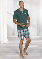 Shortama met knoopsluiting en borstzakje 