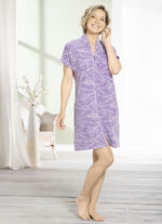 Prachtige huisjurk met doorlopende ritssluiting 