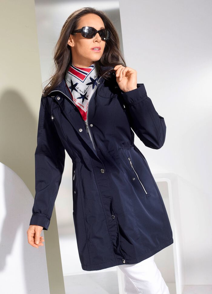 Functionele korte mantel met afneembare capuchon 