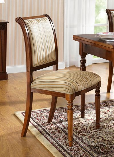 Eetkamermeubel met binnenvering en schuimstofvulling 