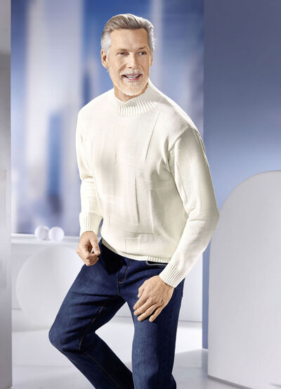 Pullover met een gestructureerd dessin in 3 kleuren 