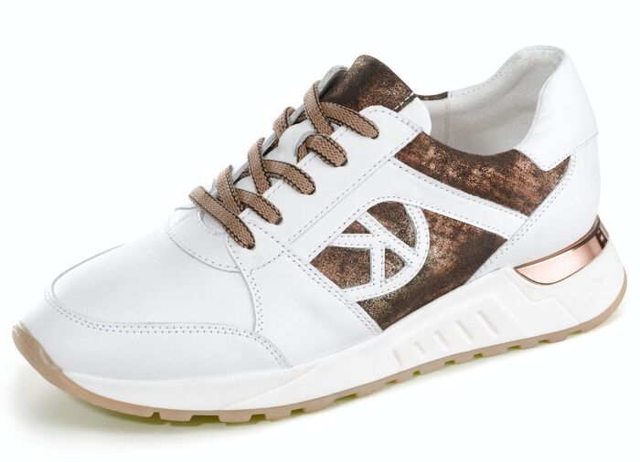 Sneakers in een modieus design 