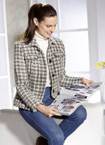 Korte blazer in Chanel-look 