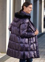 Korte donsjas ook in het zwart 