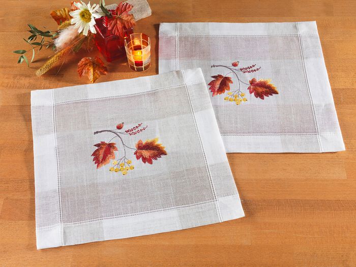 Geborduurde tafel- en kamerdecoratie SECT-MEERKLEURIG