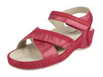 Sandalen met klittenband en sleehak BESSEN