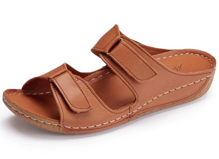 Andrea Conti muiltjes met twee verstelbare klittenbandsluitingen COGNAC