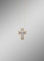 Kruishanger met diamanten 