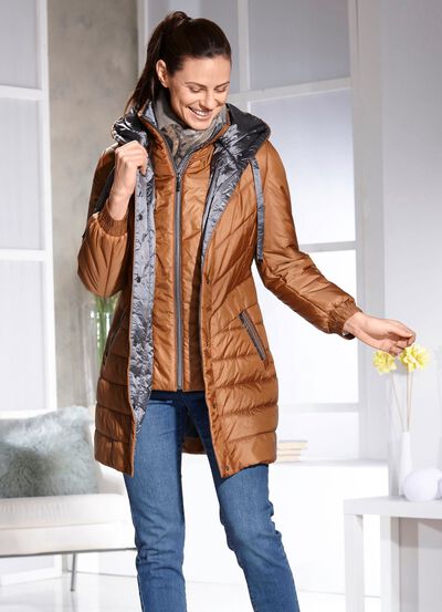 Korte jas met vestinzet 