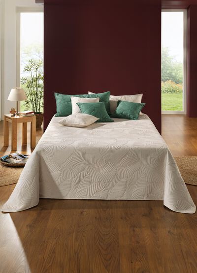 Gezellige sprei en bijpassende kussenslopen 