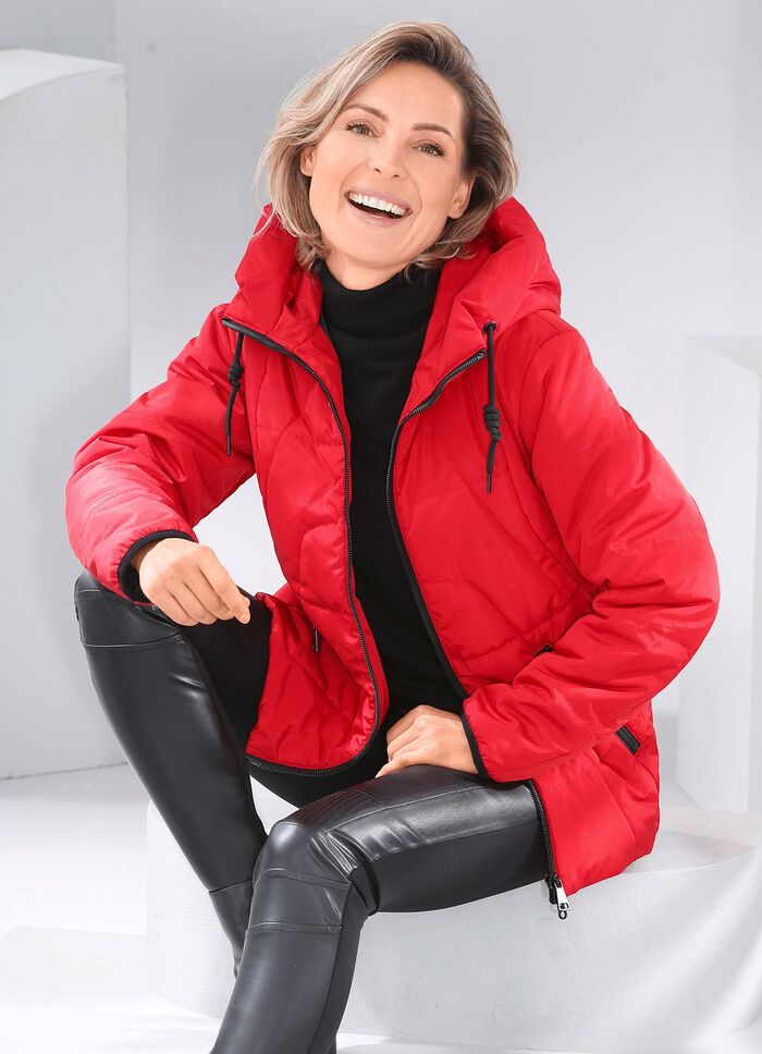 Jas met verlengd rugpand VUURROOD