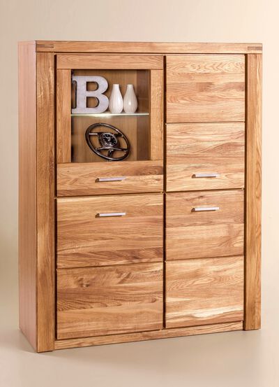 Dressoir met massief houten fronten 