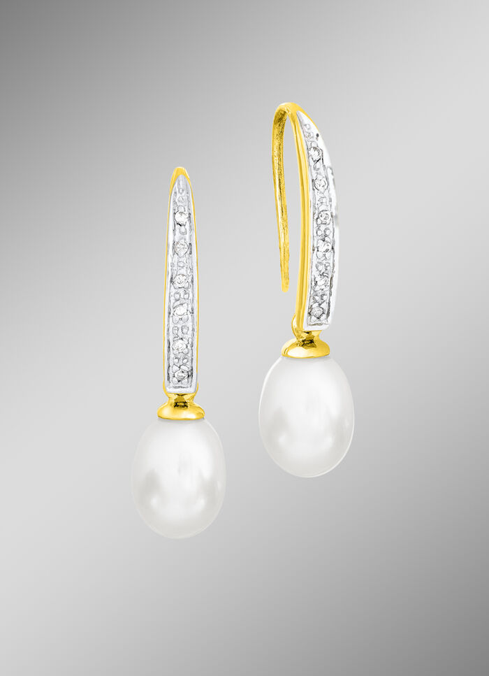 Oorhaken met diamanten en zoetwaterkweekparels 