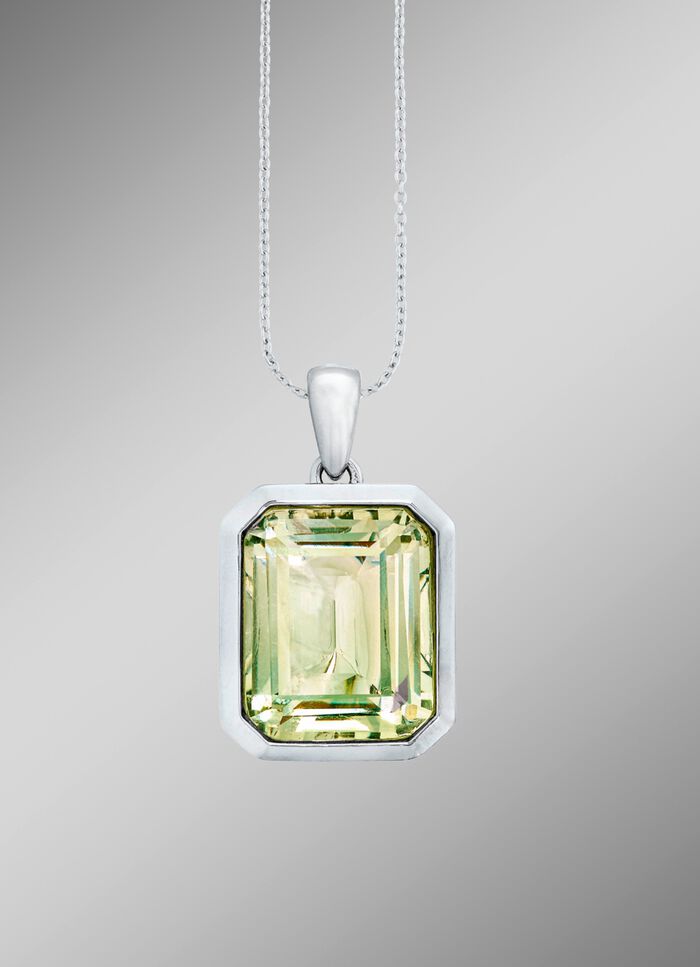 Effectieve hanger met echte groene amethist 