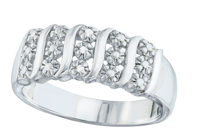 Mooie damesring met diamanten 