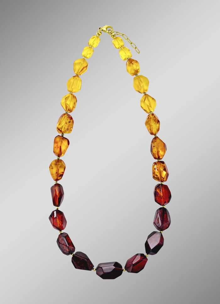 Elegante ketting met barnsteen en hematiet 