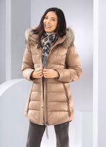 Functioneel jack met figuurvriendelijk lengtequiltwerk aan de zijkanten 