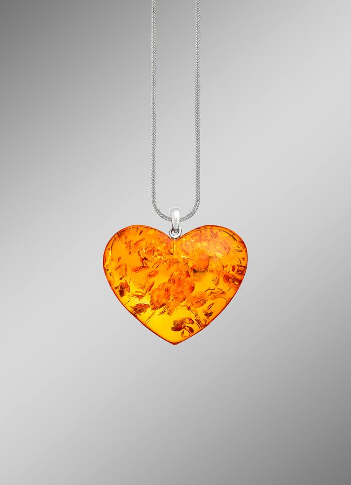 Grote harthanger met echt barnsteen 