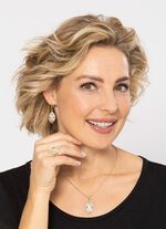 Hanger met diamanten in een bloemmotief 