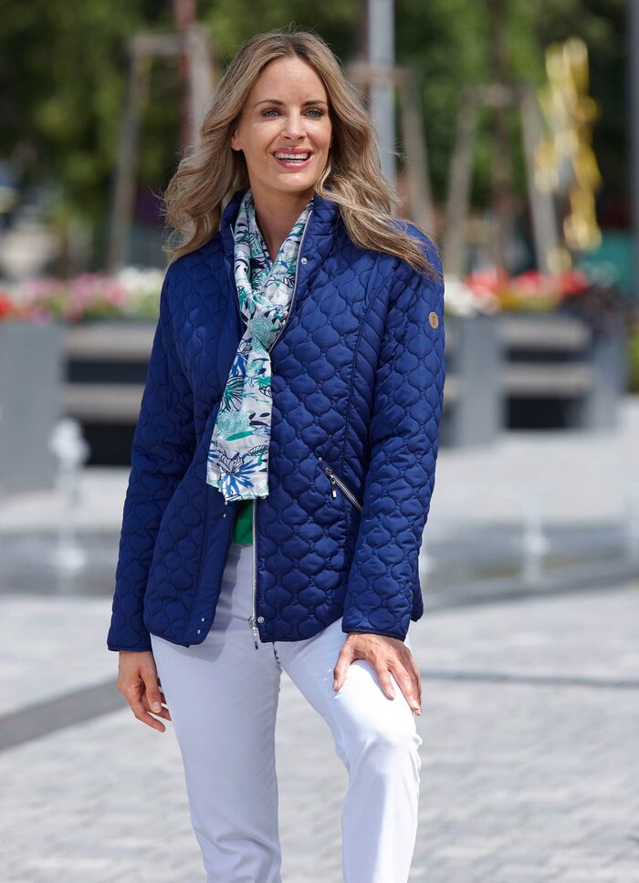 Functioneel jack met interessante quilting 