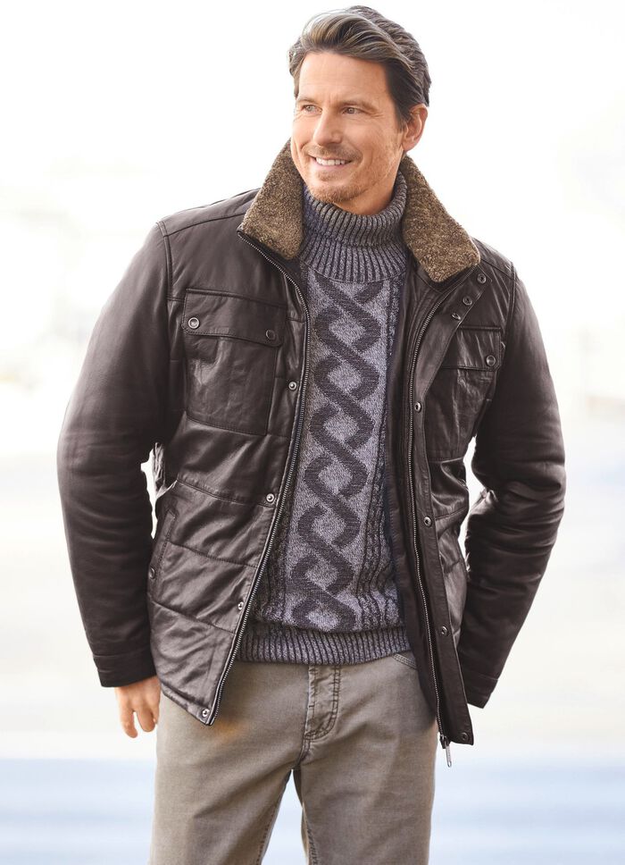 Kort leren jack met echte lamsvachtafwerking 