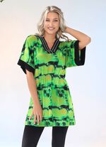 Fantastisch lang shirt in batik-look 