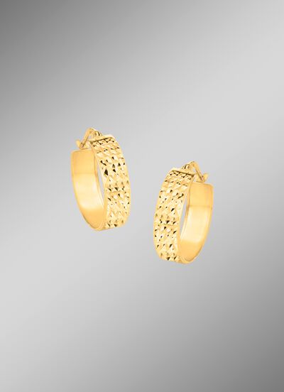 Gouden creolen met diamanten 