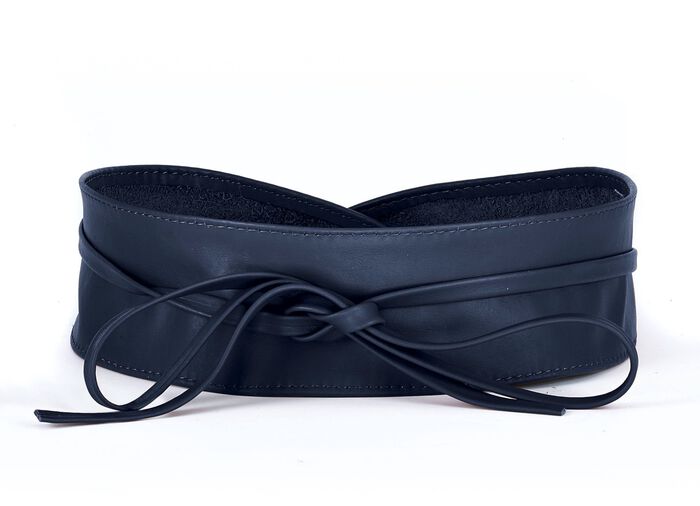 Modieuze leren strikceintuur, 8 cm breed DONKERBLAUW