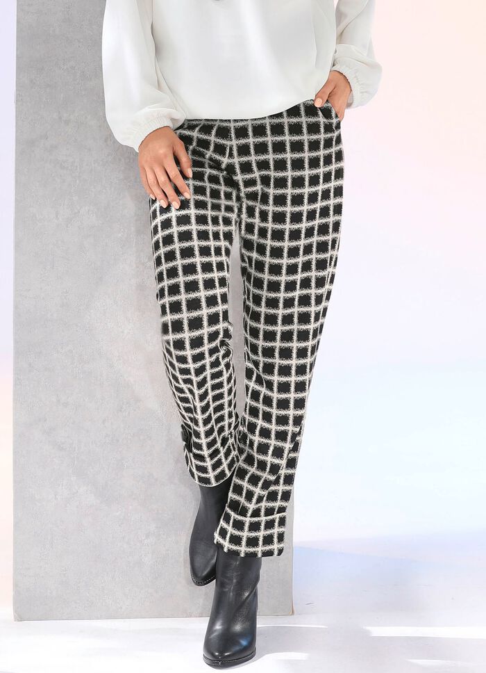 Enkellange broek in een comfortabele wijdte 